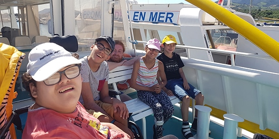 Participation des enfants de l’I.E.M « GALAXIE » à l’opération « Relâcher des tortues » du CESTMed