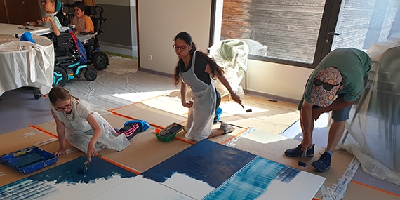 L’artiste Adec à l’IEM Galaxie dans le cadre de l’Appel à Projet  » Culture et Santé « 