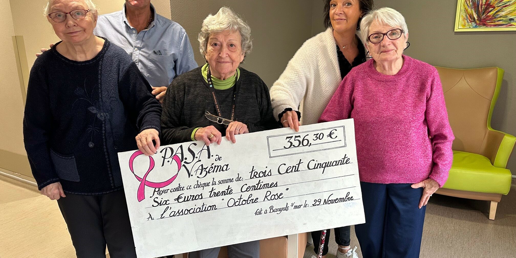 Donation du chèque offert à l'association Octobre Rose